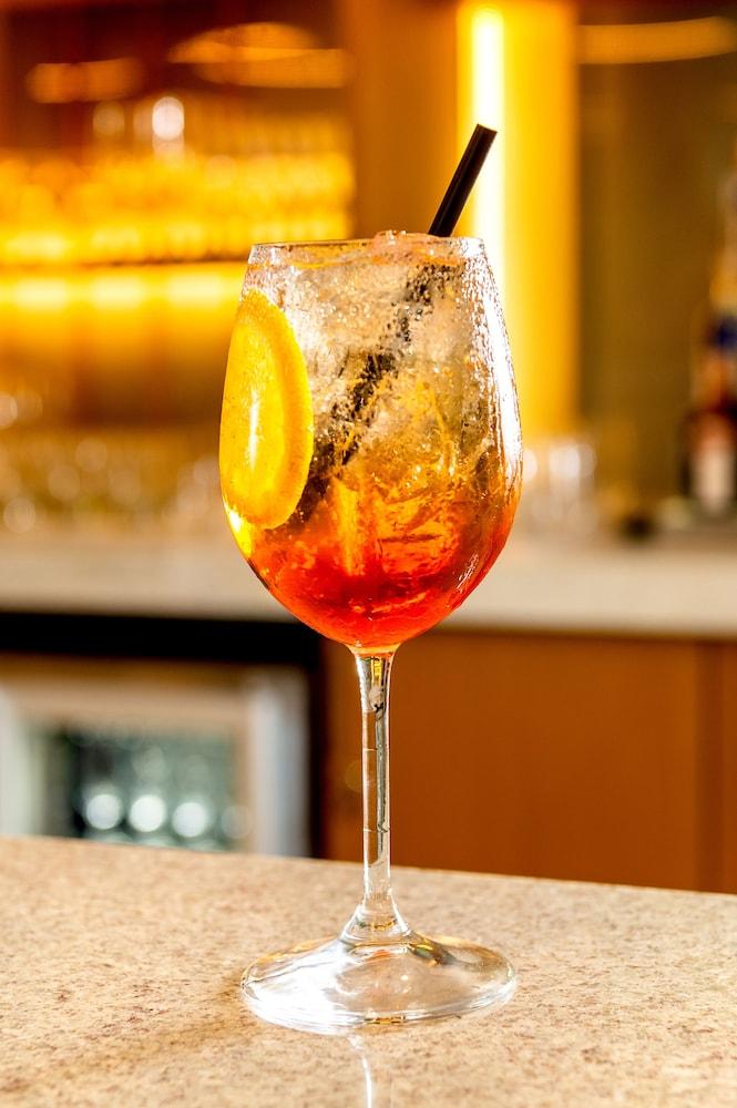 马卡埃凯悦嘉轩酒店 外观 照片